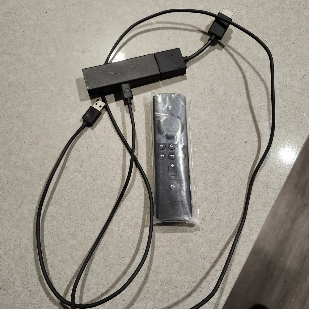 Amazon FIRESTICK - 2nd Generation - with Remote